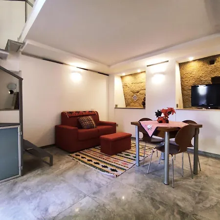 Castle Comfort Loft Naples