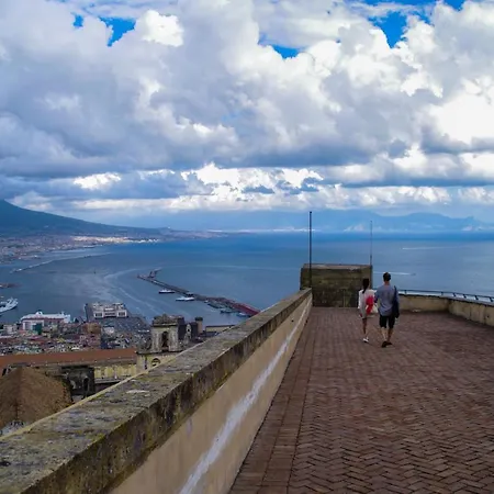 Castle Comfort Loft Naples